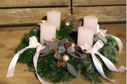 Adventkranz Hellrosa